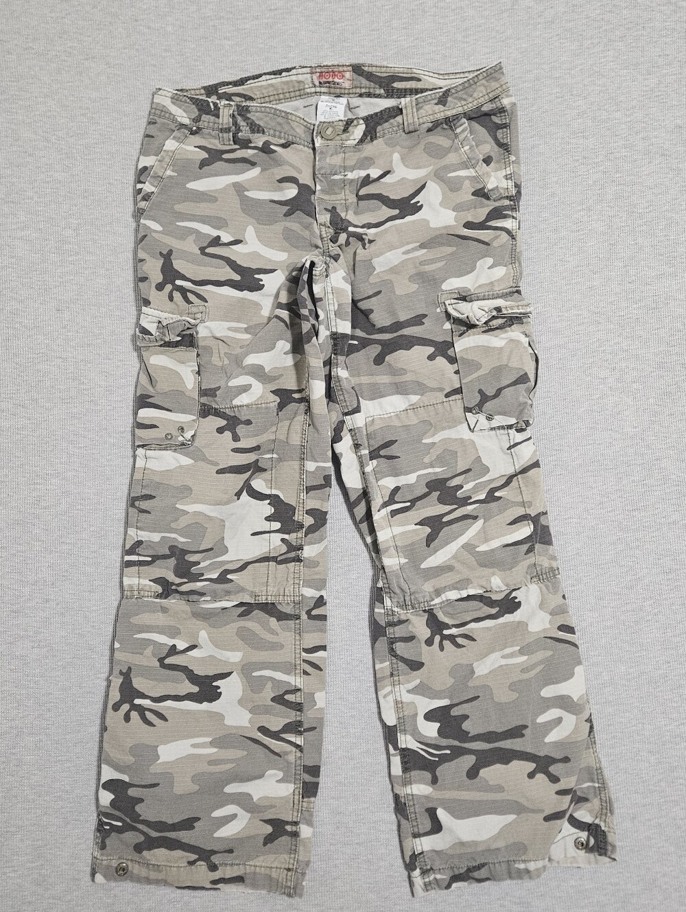 Vintage Nobo Camo Cargo Pants  Beige/Gray Camouflage Double Knees Roll Up Capris